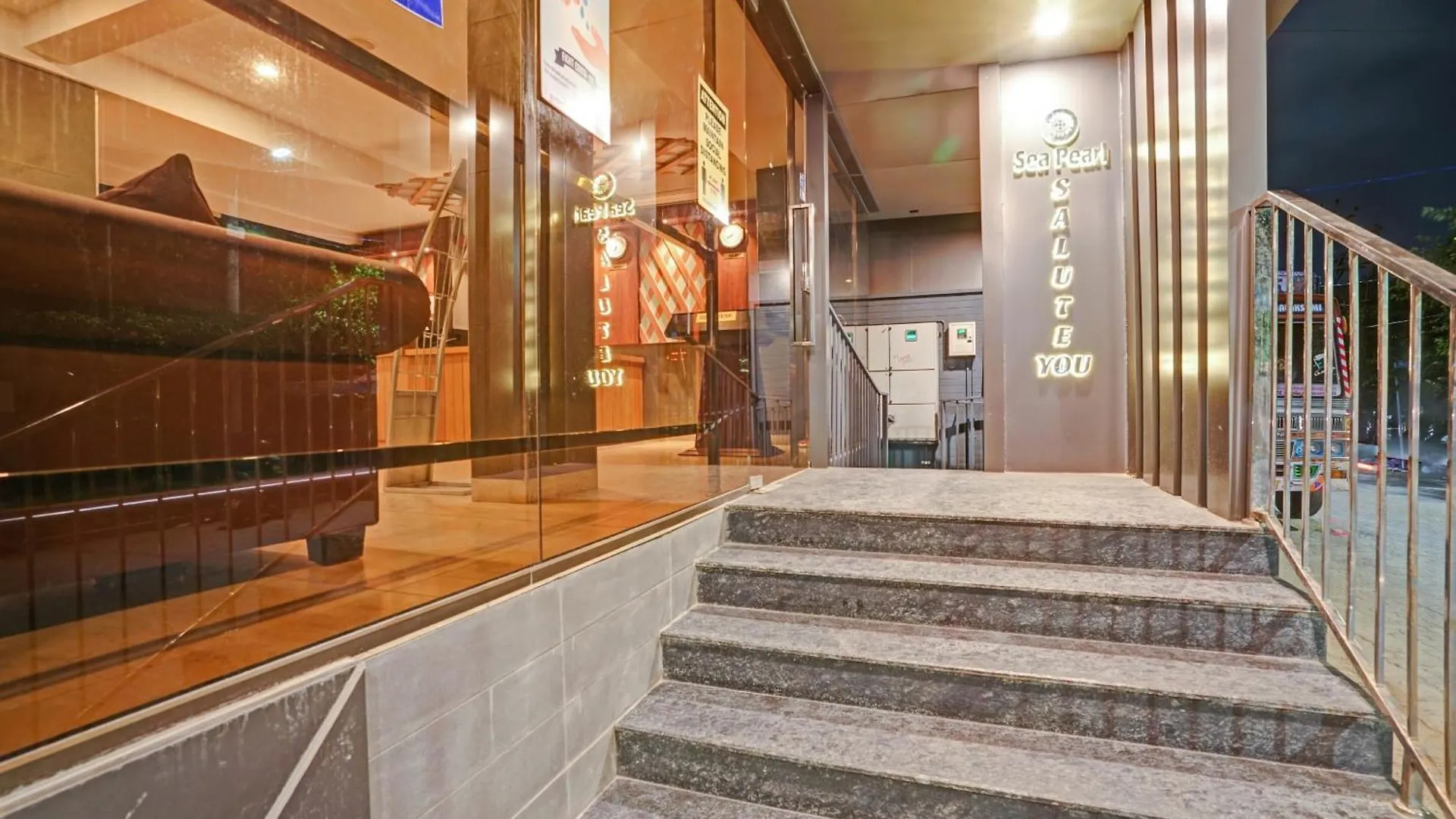 Super Townhouse Edasserys Sea Pearl Kochi 4*,