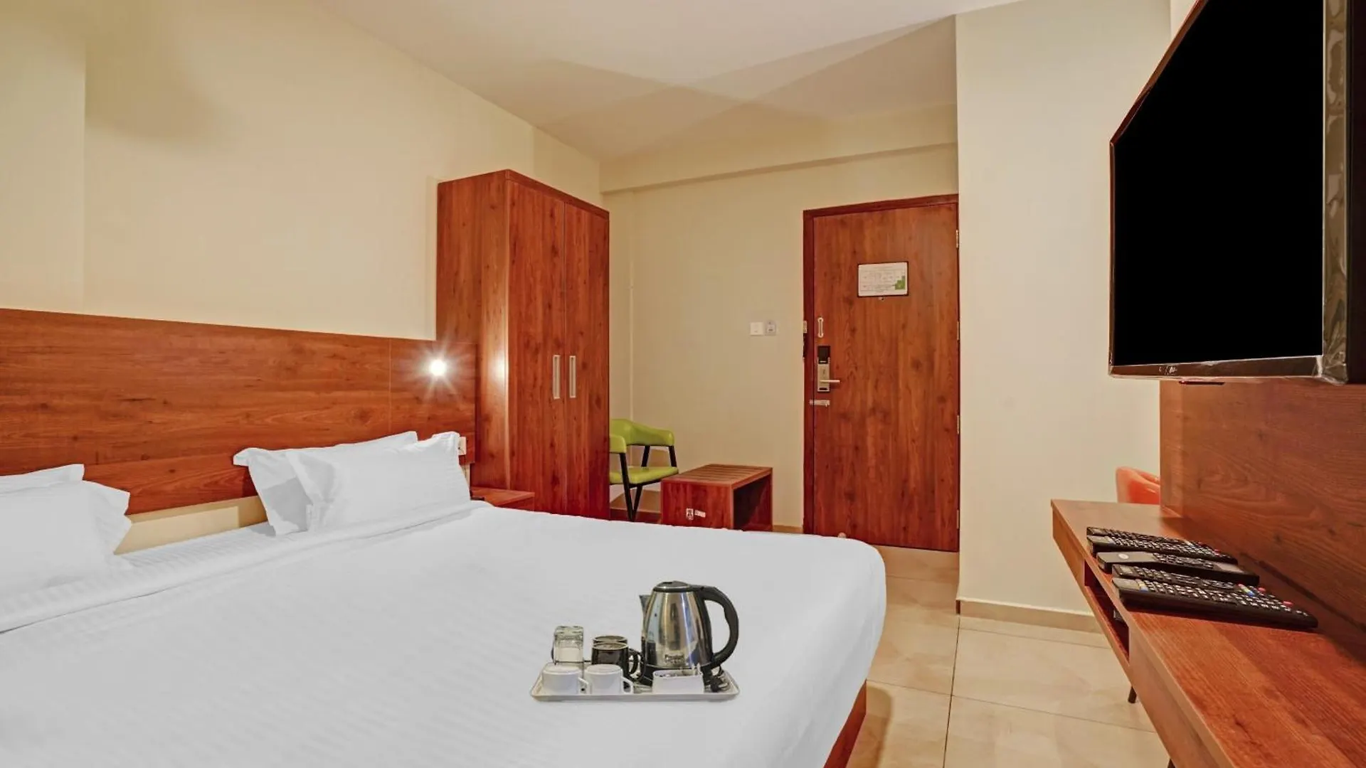 **** Hotel Super Townhouse Edasserys Sea Pearl Kochi India